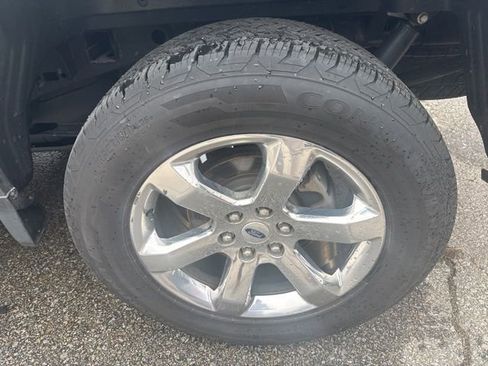 Used 2022 Ford F150 Lariat w/ Equipment Group 502A High image 13