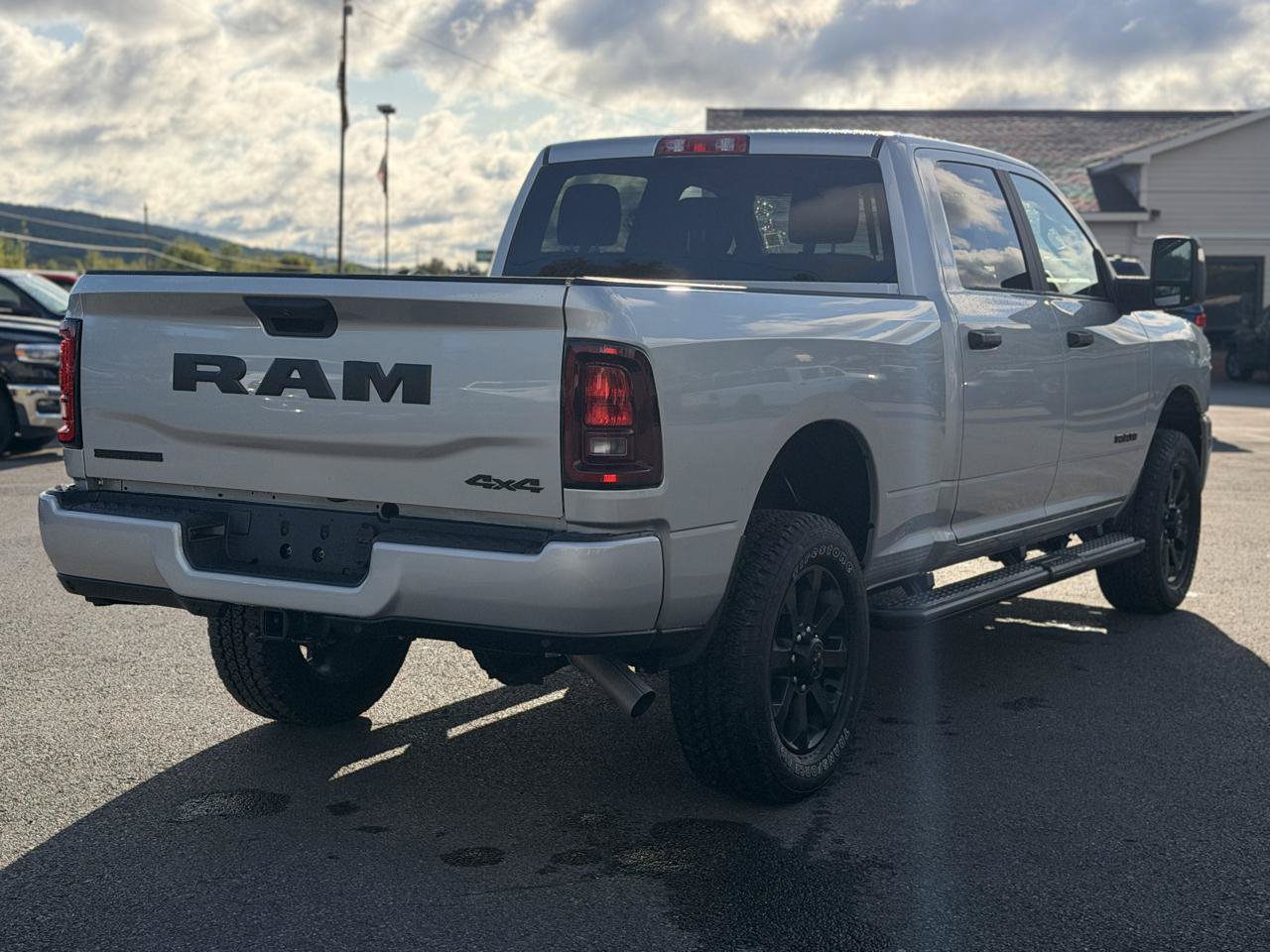 Used 2026 RAM 2500 Big Horn AWD/4WD image 5