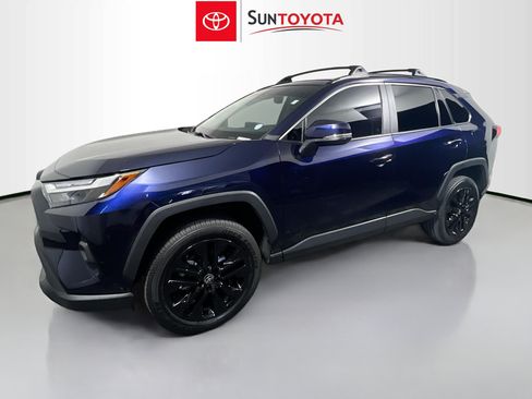 Used 2025 Toyota RAV4 XLE Premium w/ Weather Package FWD image 9
