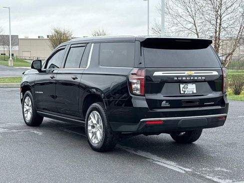 Used 2024 Chevrolet Suburban Premier image 26