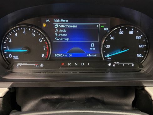 Used 2022 Ford Explorer XLT w/ Equipment Group 202A AWD/4WD image 25