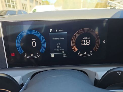 New 2026 Hyundai Tucson SE image 19