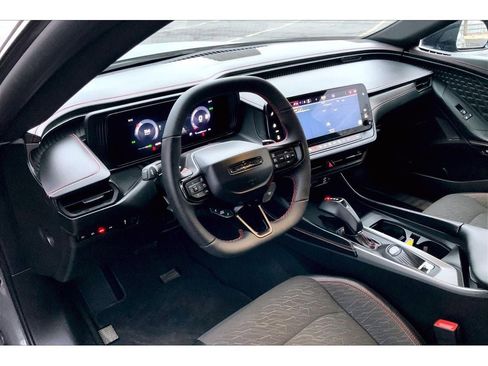 Used 2025 Dodge Charger R/T w/ Quick Order Package 25M R/T image 16