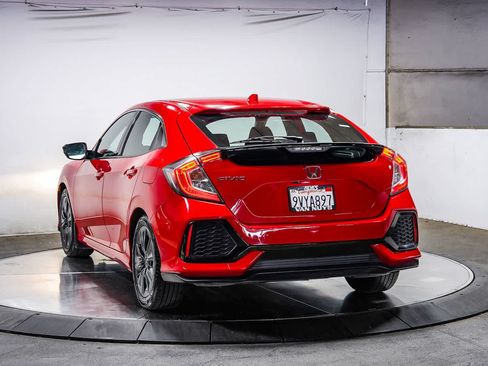 Used 2017 Honda Civic EX image 4