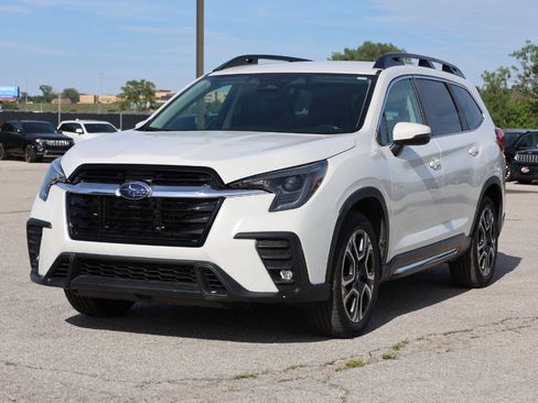 Used 2023 Subaru Ascent Limited AWD/4WD image 6