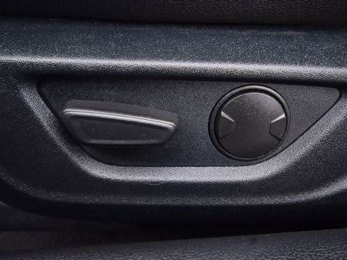 Used 2023 Ford Mustang Premium image 27