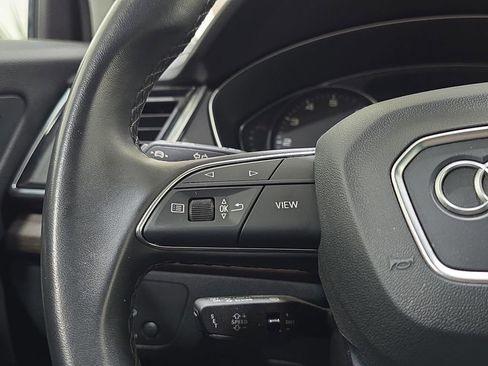 Used 2023 Audi Q5 2.0T Premium w/ Convenience Package image 18