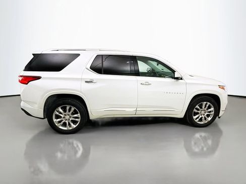 Used 2020 Chevrolet Traverse High Country image 9