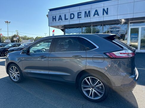 Used 2023 Ford Edge Titanium AWD/4WD image 3