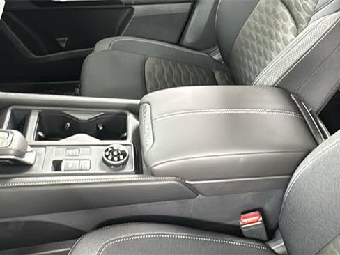 New 2026 Nissan Pathfinder S image 23