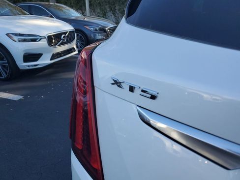 Used 2021 Cadillac XT5 Premium Luxury image 28