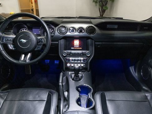 Used 2016 Ford Mustang GT Premium w/ GT Performance Package RWD image 5