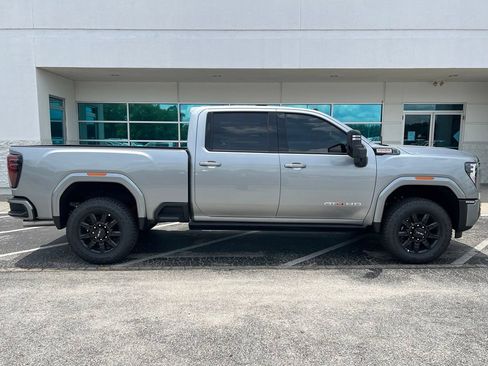 New 2026 GMC Sierra 2500 AT4 w/ AT4 Premium Plus Package AWD/4WD image 3
