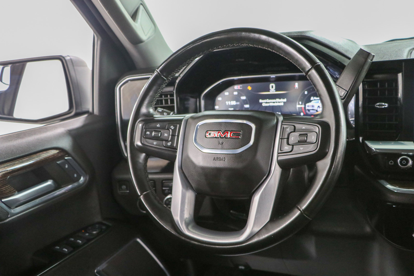 Used 2024 GMC Sierra 1500 Elevation AWD/4WD image 12