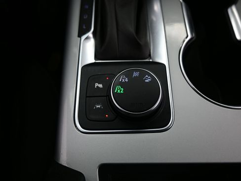 Used 2022 Chevrolet Blazer LT AWD/4WD image 25