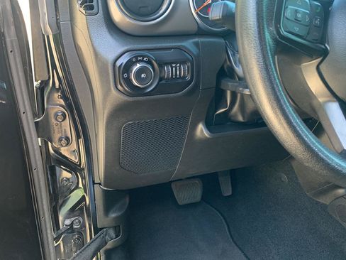 Used 2022 Jeep Wrangler Unlimited Sport AWD/4WD image 19
