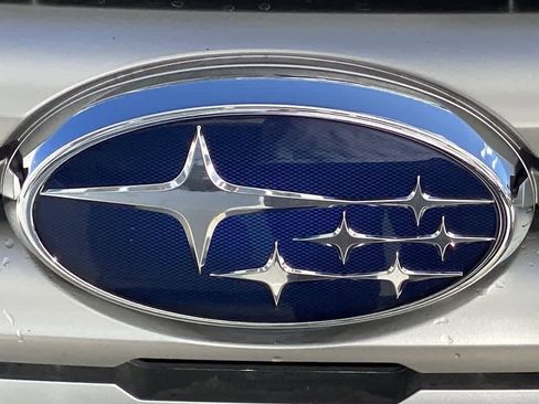 Used 2017 Subaru Outback 2.5i Limited AWD/4WD image 10