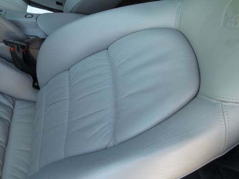 Used 2005 Porsche 911 Cabriolet image 33