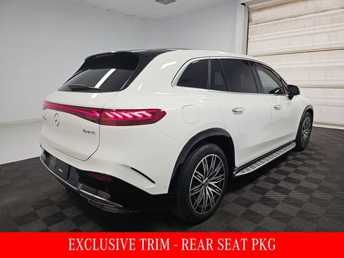 Used 2023 Mercedes-Benz EQS 580 4MATIC SUV image 6