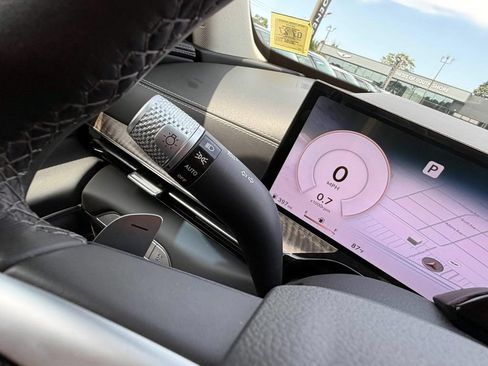 Certified 2025 Genesis GV80 3.5T Advanced AWD/4WD image 29