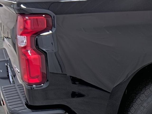 New 2026 Chevrolet Silverado 1500 RST w/ RST All Star Premium Package AWD/4WD image 13