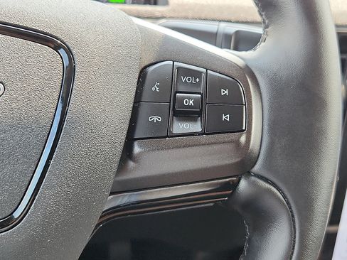 Used 2025 Ford Mustang Mach-E Select w/ Comfort Package Lite AWD/4WD image 19