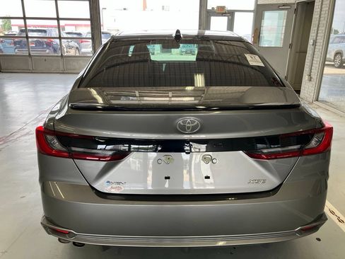 Used 2026 Toyota Camry XSE w/ Premium Package FWD image 5