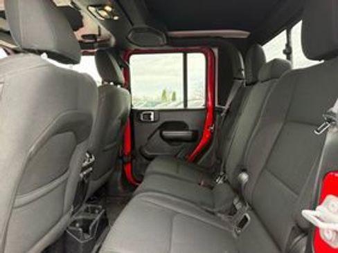 Used 2021 Jeep Gladiator Sport AWD/4WD image 10