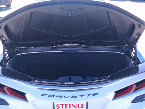 Used 2021 Chevrolet Corvette Stingray Premium Conv w/ Z51 Performance Package RWD image 20