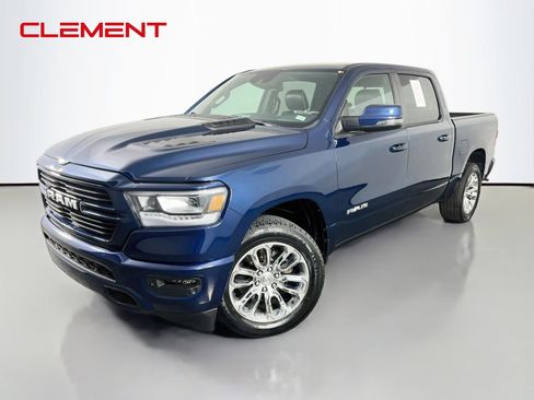 Used 2023 RAM 1500 Laramie AWD/4WD image 1