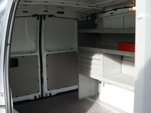 Used 2020 Mercedes-Benz Metris image 27