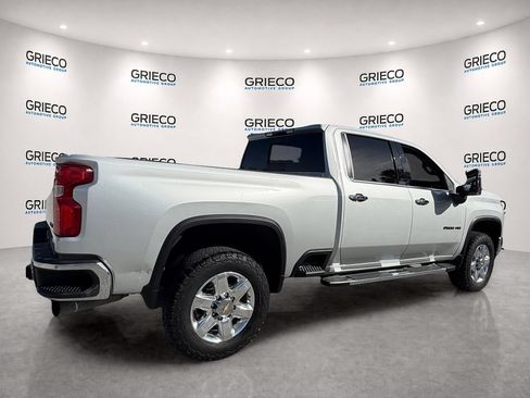 Used 2022 Chevrolet Silverado 2500 LTZ w/ LTZ Plus Package AWD/4WD image 7