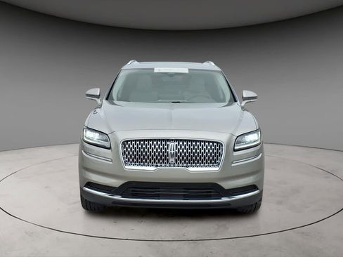 Certified 2023 Lincoln Nautilus Reserve w/ Equipment Group 201A image 15