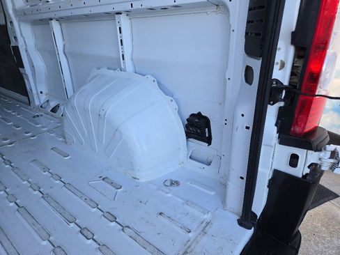 Used 2025 RAM ProMaster 2500 w/ Convenience Group FWD image 92