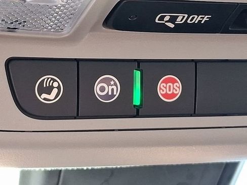 Used 2022 Chevrolet Malibu LT image 24