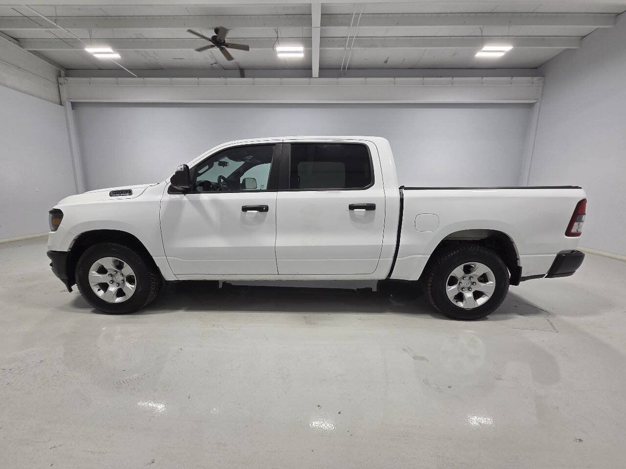 Used 2024 RAM 1500 Tradesman w/ Trailer Tow Group AWD/4WD image 5