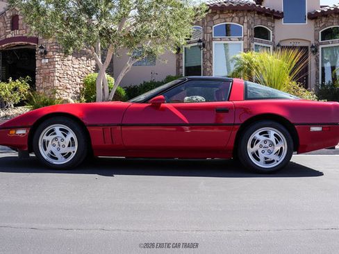Used 1990 Chevrolet Corvette ZR-1 RWD image 3