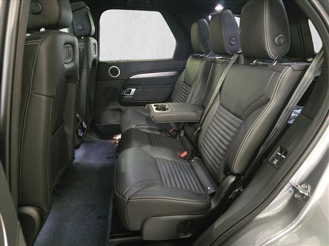 New 2026 Land Rover Discovery Limited Edition AWD/4WD image 16