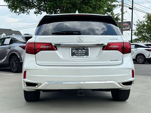 Used 2020 Acura MDX SH-AWD w/ Advance Package image 7