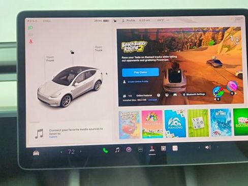 Used 2021 Tesla Model Y Long Range image 47