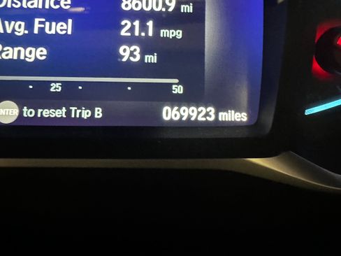 Used 2021 Honda Pilot Special Edition image 27