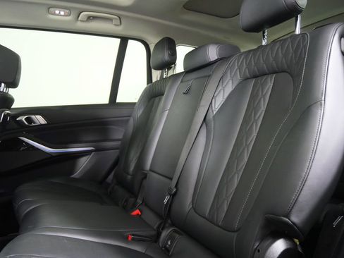 Used 2023 BMW X7 xDrive40i image 15