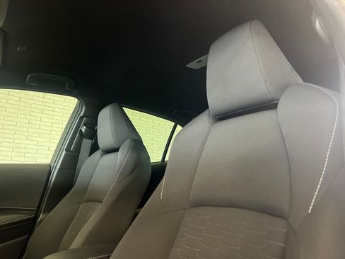 Used 2024 Toyota Corolla SE FWD image 11