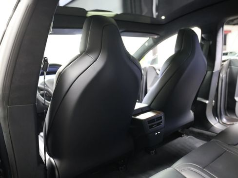 Used 2018 Tesla Model S 75D image 42