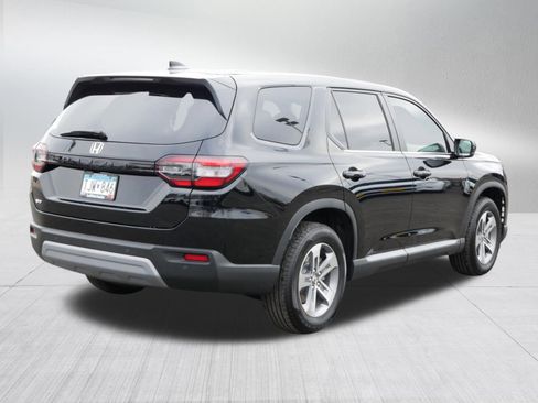 Certified 2025 Honda Pilot EX-L image 7