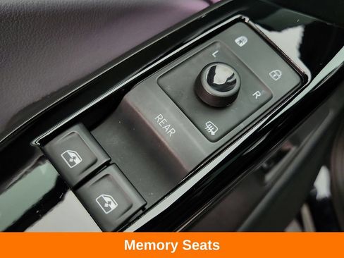 Used 2023 Volkswagen ID.4 Pro S RWD image 21