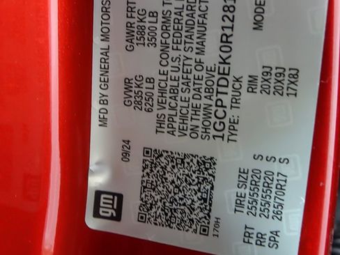 Certified 2024 Chevrolet Colorado Z71 w/ Z71 Convenience Package 2 image 26