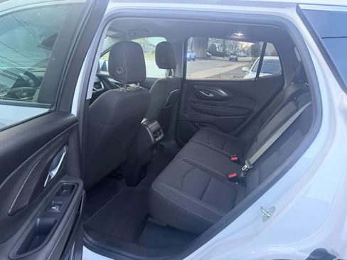 Used 2022 GMC Terrain SLE w/ Driver Convenience Package AWD/4WD image 30