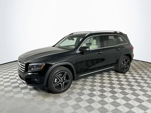 Certified 2026 Mercedes-Benz GLB 250 4MATIC image 3