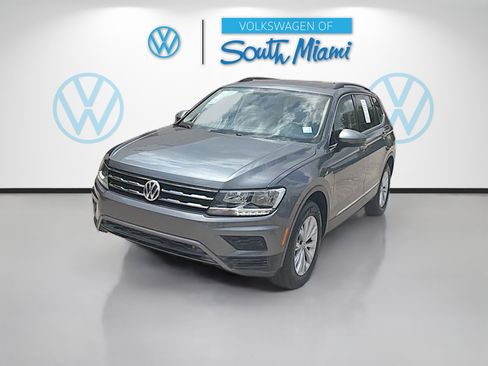 Used 2018 Volkswagen Tiguan SE FWD image 3